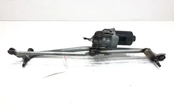 Ford Mustang VI Front wiper linkage and motor FR3B-17500-AC