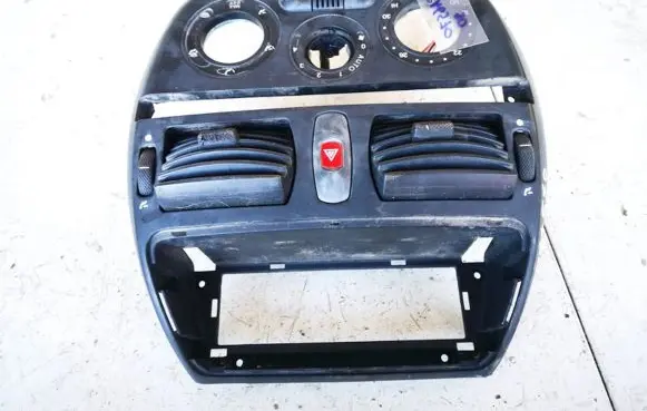 Fiat Bravo - Brava Dash center air vent grill