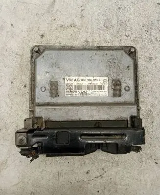 Skoda Fabia Mk2 (5J) Engine control unit/module 03D906023N 03D906023 5WP4085104