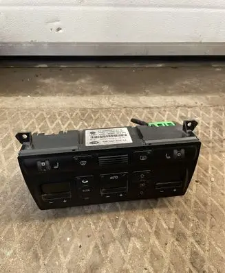 Audi A6 S6 C5 4B Climate control unit 4B0820043Q 5HB00760413