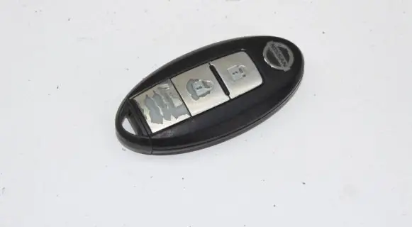 Nissan Juke I F15 Ignition key/card 