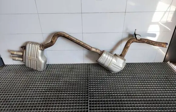 Audi A4 S4 B9 Muffler/silencer 8W0119E40 8W0119E