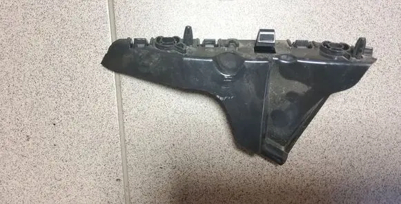 Opel Corsa F Front bumper mounting bracket