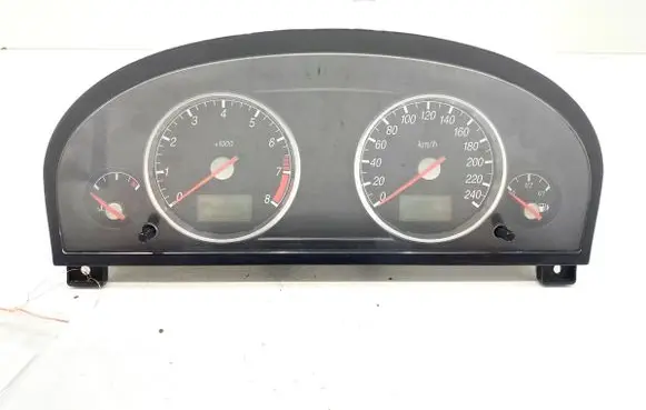 Speedometer (instrument cluster)