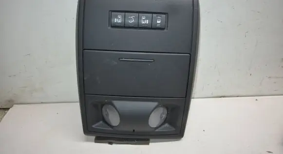 Dodge Grand Caravan Front seat light L0051556