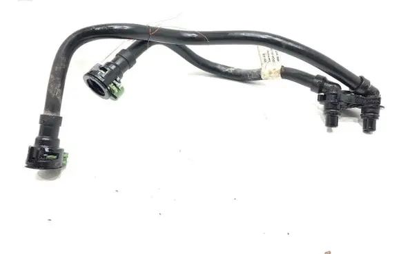 Gearbox oil cooler pipe/hose
