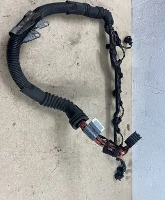 BMW 5 E39 Fuel injector wires 2249419 EMA35R0