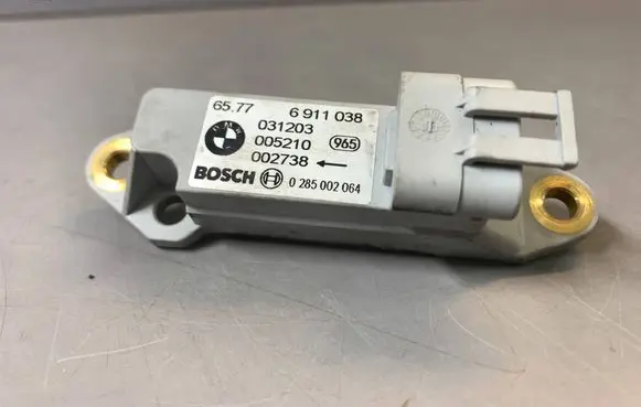 BMW X5 E53 Airbag deployment crash/impact sensor 6911038 031203 0285002064