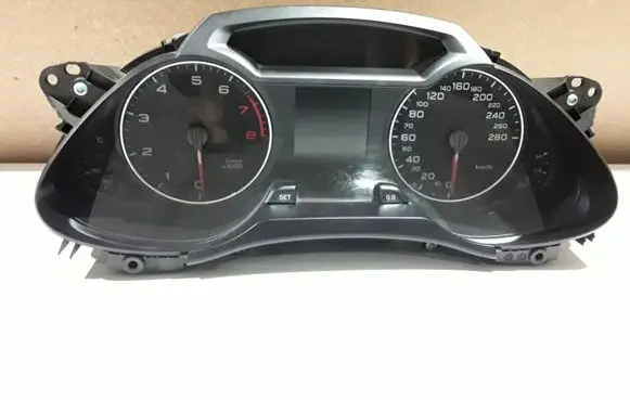 Audi A4 S4 B8 8K Speedometer (instrument cluster) 8K0920930A