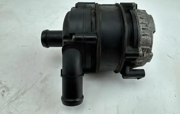 Audi A3 S3 8V Electric auxiliary coolant/water pump 04L965567