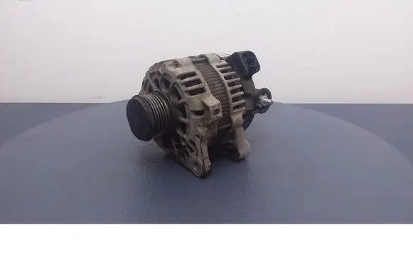 Hyundai i40 Generator/alternator 373002A900