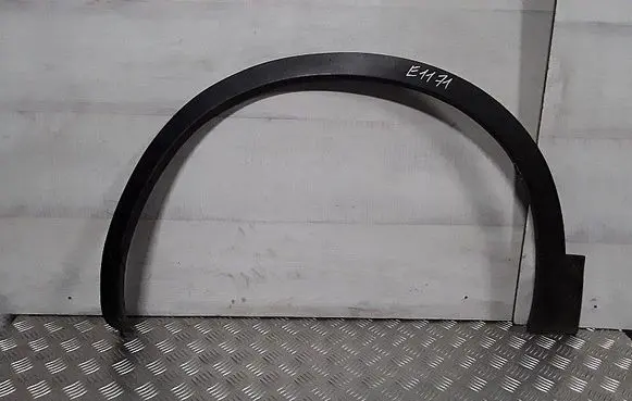 Nissan Qashqai Front arch trim 63811BR01A