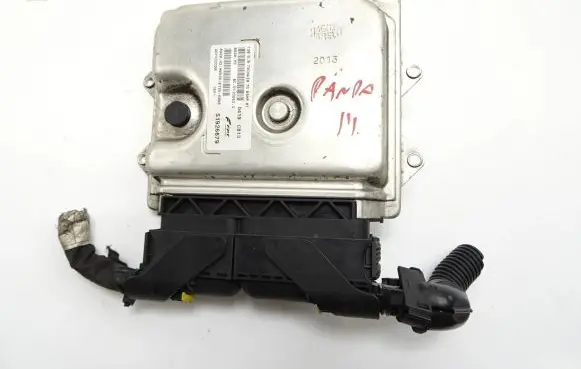 Fiat Panda III Engine control unit/module 51926679 D419CB13 A0YV01D2M