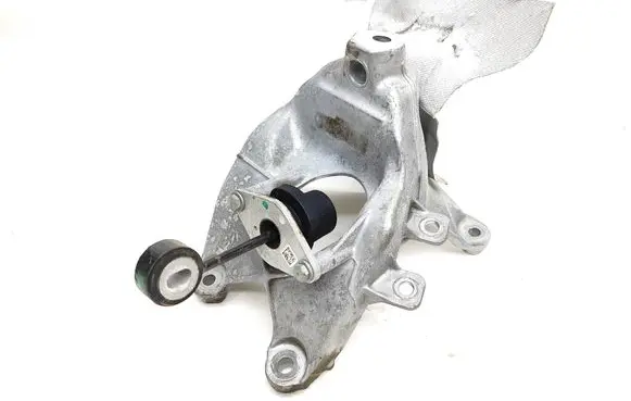 Engine mounting bracket