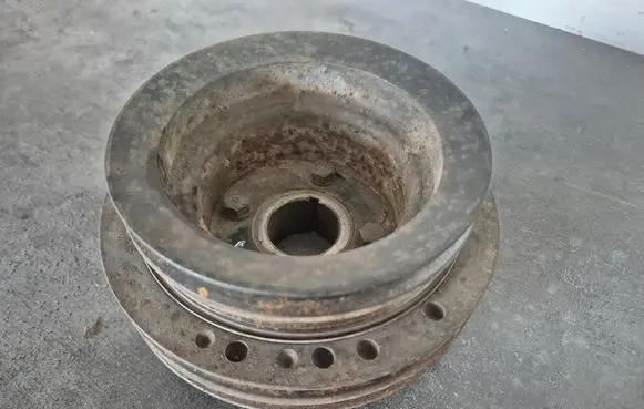 Crankshaft pulley