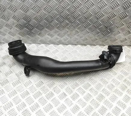 BMW 2 G42 Intercooler hose/pipe 8651066 8637896