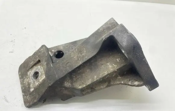 Land Rover Range Rover Sport L320 Engine mounting bracket 4H226061AA KKU500580 CS42A