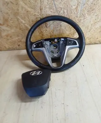 Hyundai i20 (PB PBT) Steering wheel 561131J700