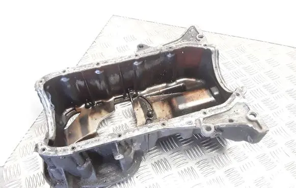 Nissan Micra Oil sump
