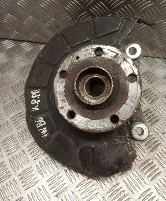 Volkswagen PASSAT B6 Front wheel hub