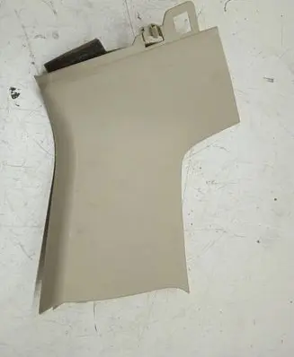 (D)pillar trim (top)