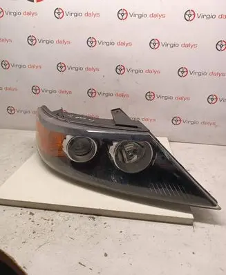 KIA Sorento Headlight/headlamp 921022p080