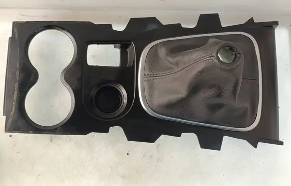 Renault Kadjar Gear shifter surround trim plastic 969127057R