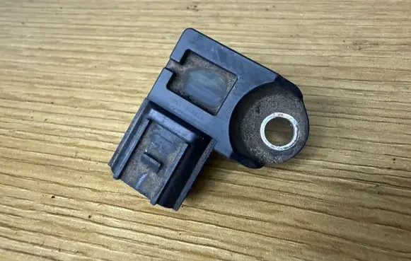 Honda Civic Air pressure sensor 0798007590