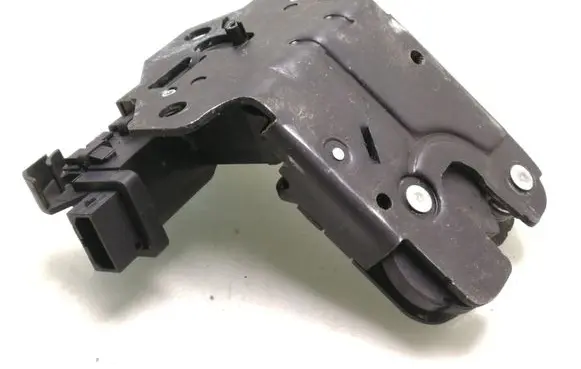 Audi A4 S4 B7 8E 8H Tailgate/trunk/boot lock/catch/latch 8P4827505B