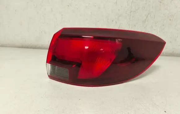 Opel Astra K Rear/tail lights 39077375