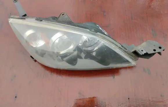 Mazda 3 I Headlight/headlamp BP9W51031E