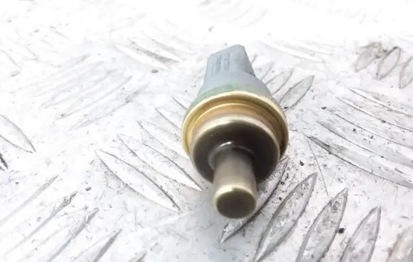 Coolant temperature sensor