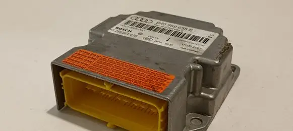 Audi A4 S4 B8 8K Airbag control unit/module 8H0959655E