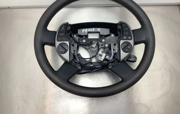 Toyota Prius (XW20) Steering wheel 690N
