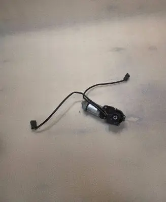 Audi A8 S8 D2 4D Seat adjustment motor 0390201629