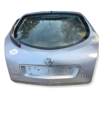 Nissan Primera Truck tailgate 