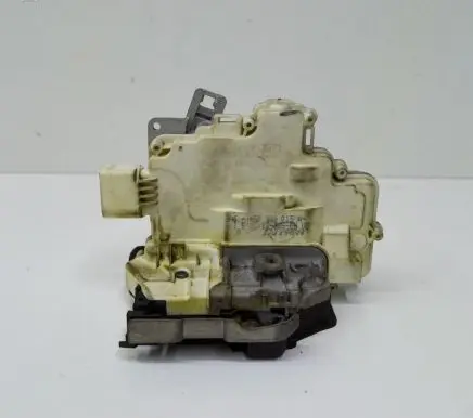 Audi A7 S7 4G Rear door lock 4G0839015A