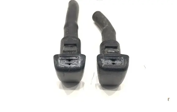 Windshield washer spray nozzle