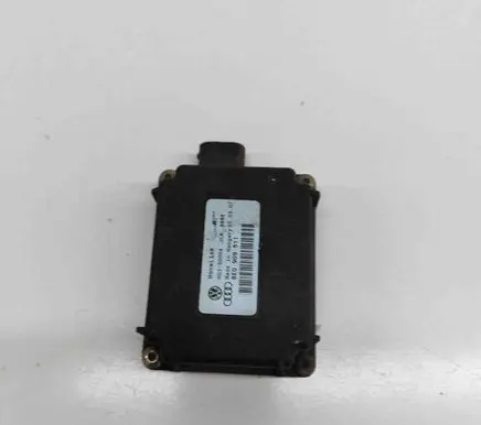 Audi Q7 4L Other devices 8E0909511