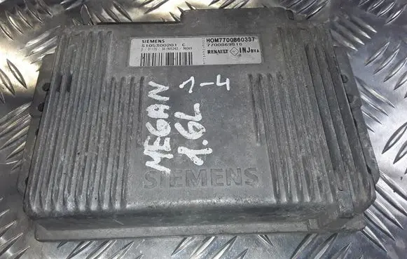 Renault Megane I Engine control unit/module S105300201C 7700869818 HOM7700860337