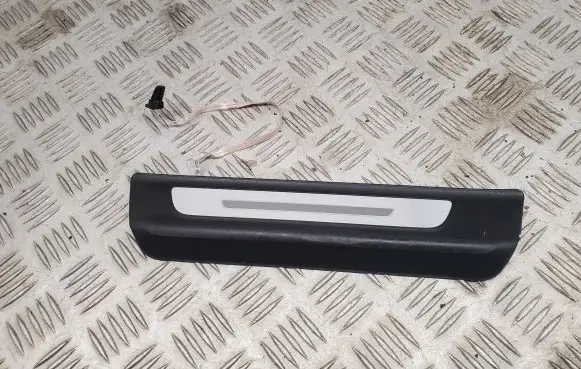 Audi Q7 4M Rear sill trim cover 4M0947417