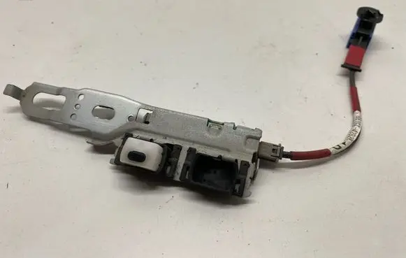 Toyota RAV 4 (XA40) Aerial antenna amplifier 8610142820
