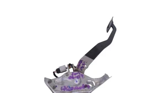 Toyota C-HR I Brake pedal 8951047030
