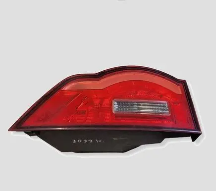 Jaguar F-Pace Tailgate rear/tail lights HK8315K273AA