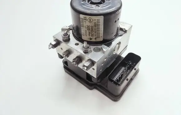 Renault Megane III ABS Pump 476602272R