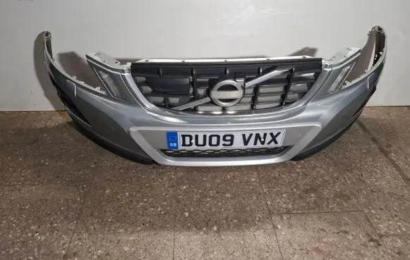 Volvo XC60 Front bumper 30763412 31283359