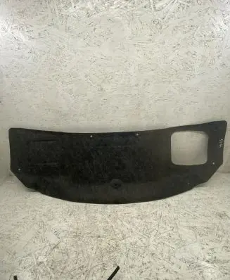 Engine bonnet/hood sound/heat insulation