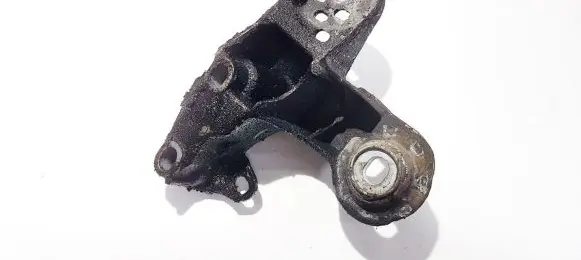 Volkswagen PASSAT B5.5 Bracket in trunk/boot 8e0199351