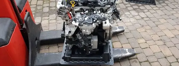 Renault Trafic III (X82) Engine M9R717 100015526R M9R710