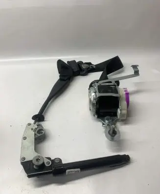 Ford Mustang VI Front seatbelt FR3B76612D64AH 2462736D52AE